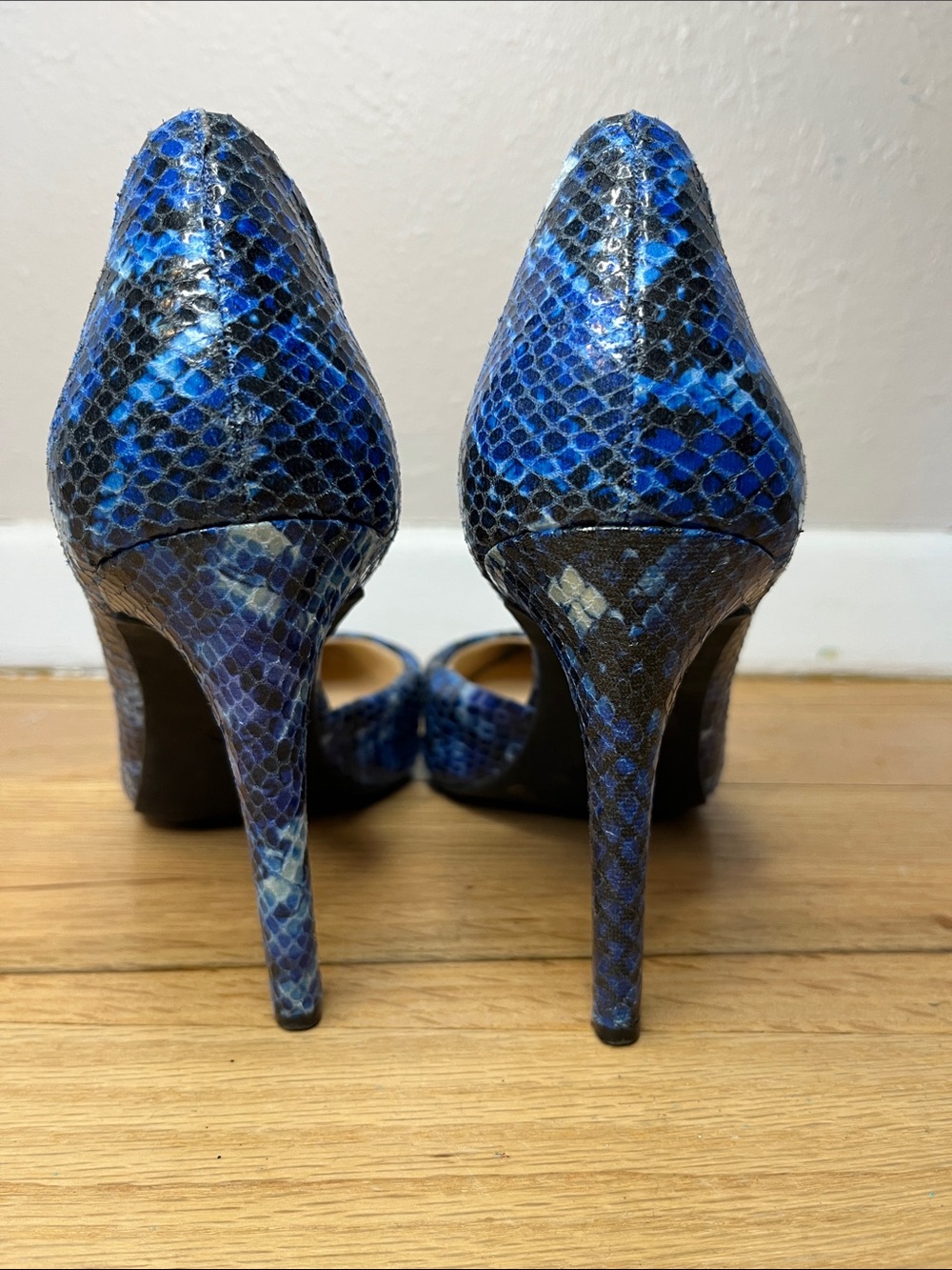 Jessica Simpson Blue and Black Snakeskin Pointed-Toe Heels - Picture 4 of 6
